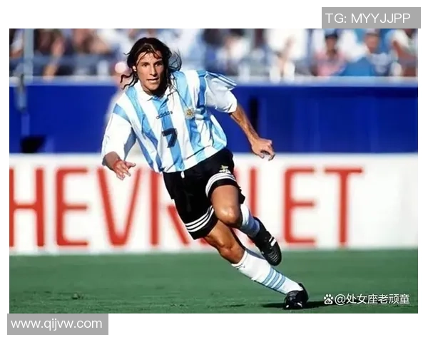 阿根廷足球传奇球星的辉煌历程与传奇时刻分析